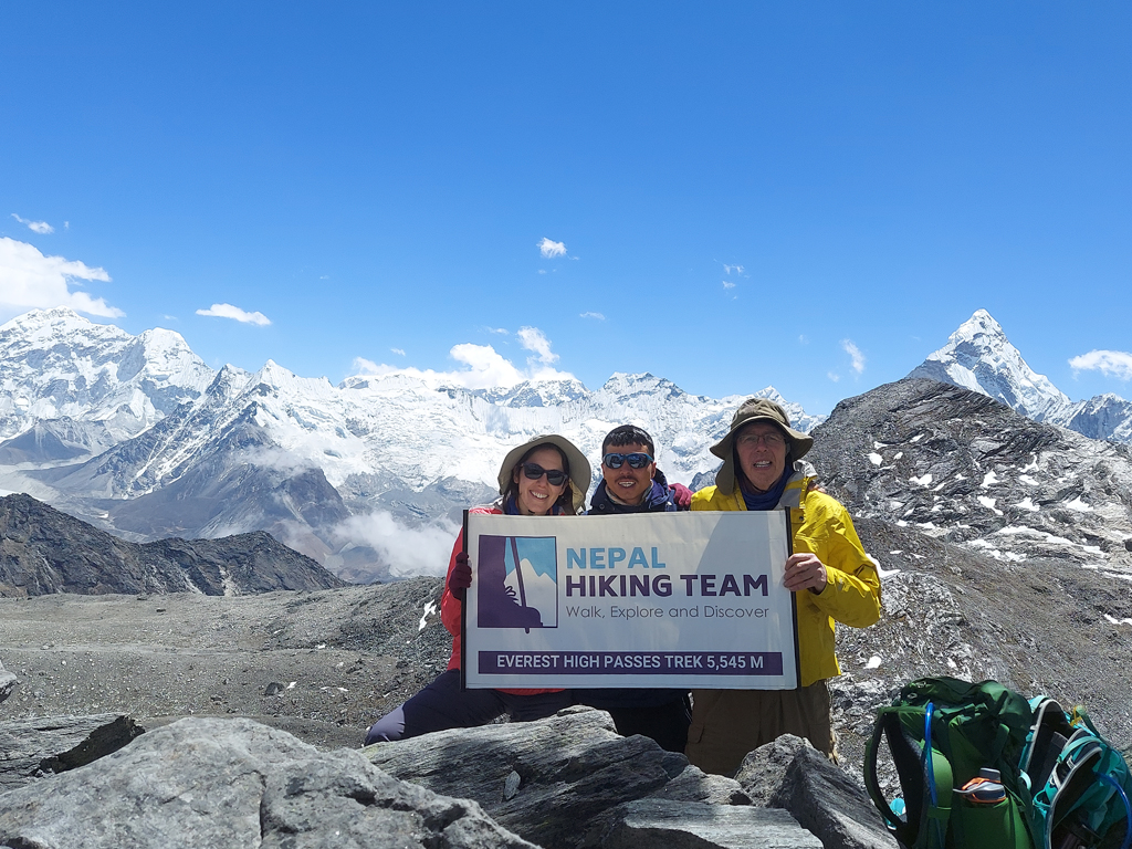 Challenging treks in Nepal - Everest High Passes trek