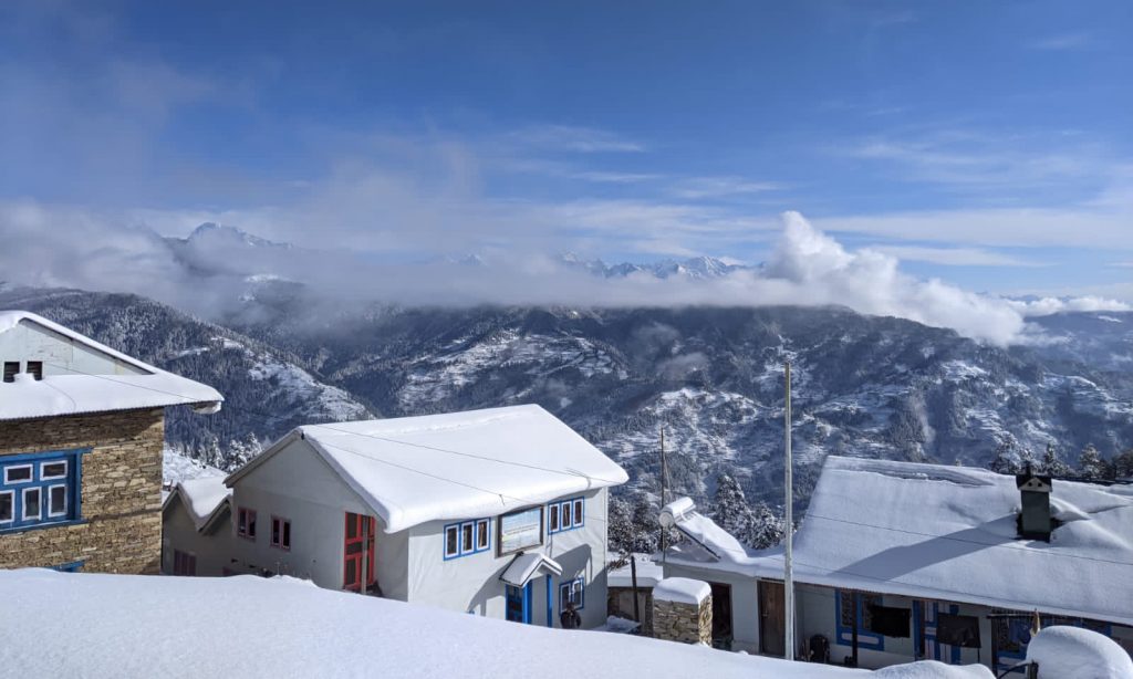 Winter in Nepal: Pikey Peak trek