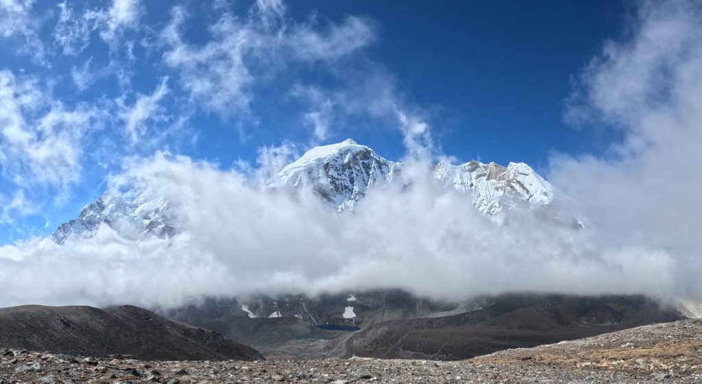 Lovely Hike to Makalu