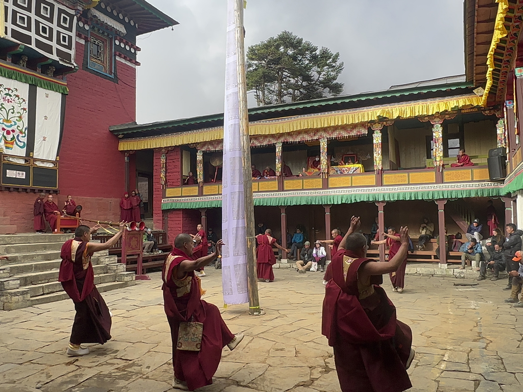 Tengbuche-Lama Dance