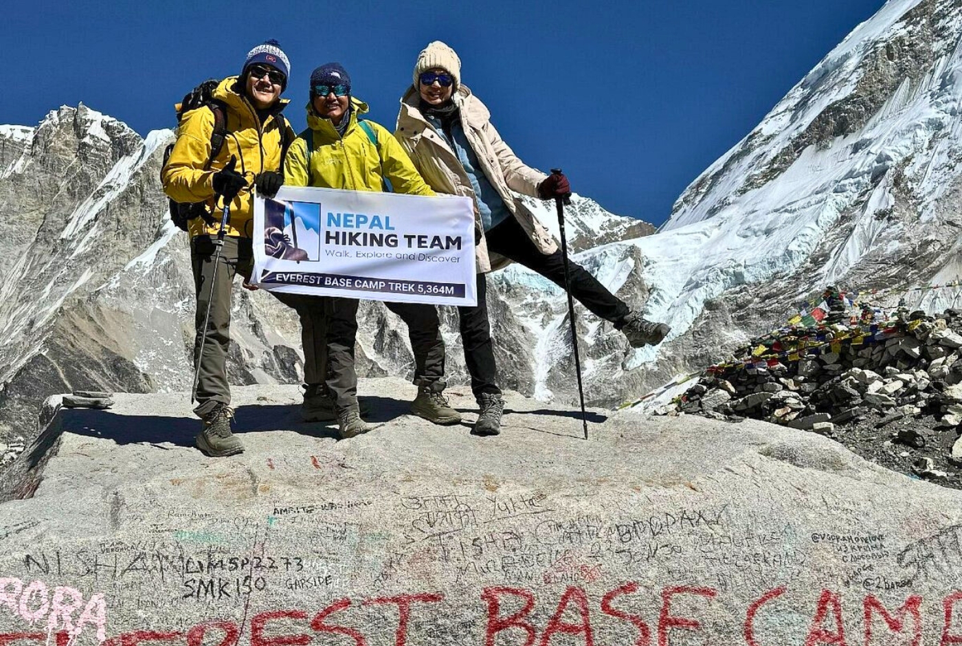 Island peak climbing with everest base camp heli return