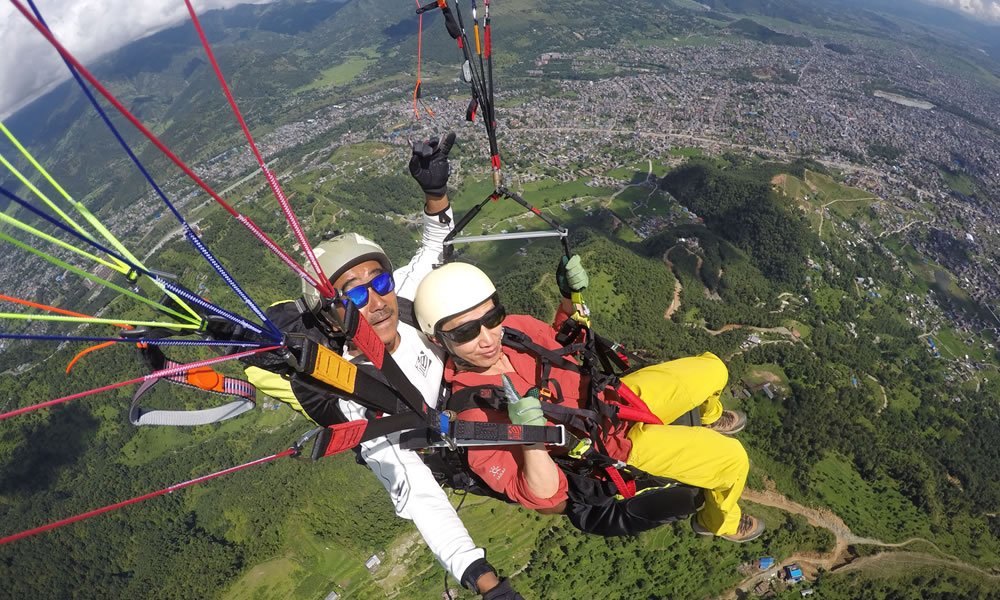 Paragliding 