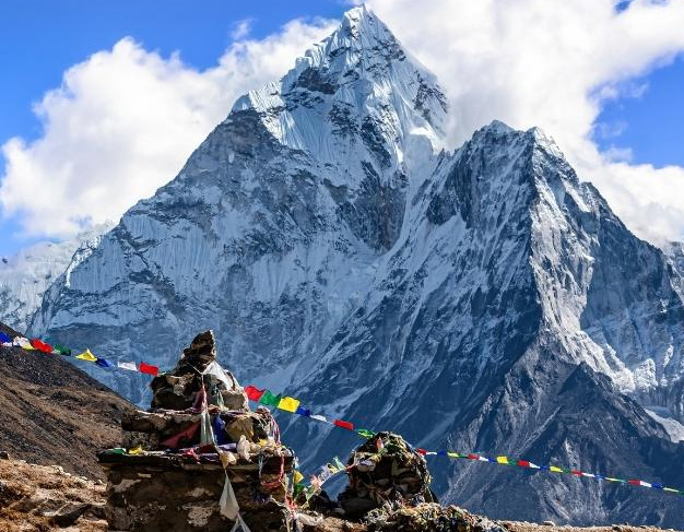 Everest Base Camp Short Trek  Book 14-day EBC trekking 2024/25