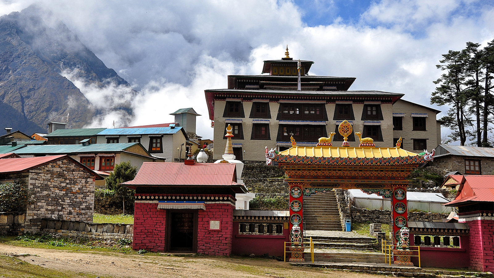 Tengbuche - largest Gompa in Khmbhu Region of Nepal